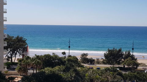 APR Private SUITES MOROC By The Beach - Accommodation Gladstone 6