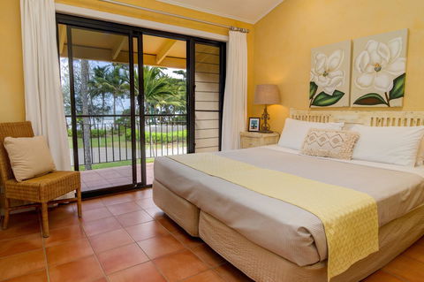 Number 2 On The Beach | Beautiful Beachfront Villa - Accommodation Gladstone 15