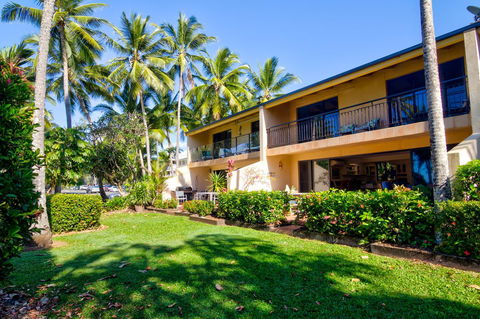 Number 2 On The Beach | Beautiful Beachfront Villa - Accommodation Gladstone 22