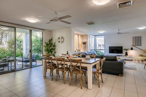 Coolum At The Beach - Accommodation Gladstone 32
