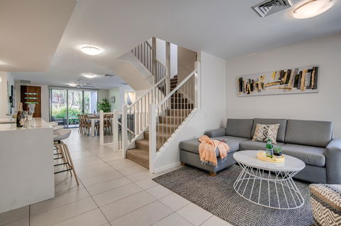 Coolum At The Beach - Accommodation Gladstone 26