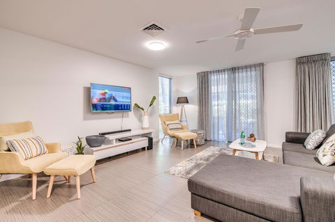 Coolum At The Beach - Accommodation Gladstone 22
