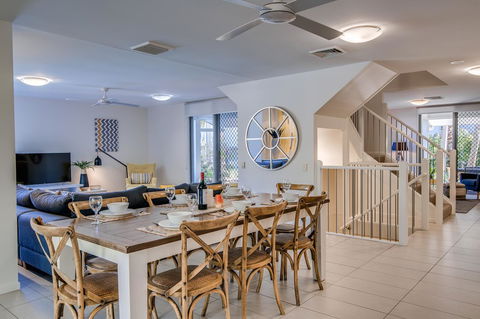 Coolum At The Beach - Accommodation Gladstone 24