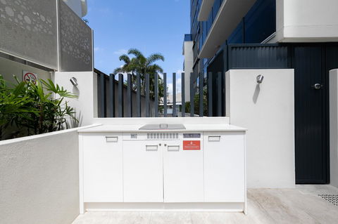 Sunset Retreat Mooloolaba - Accommodation Gladstone 36