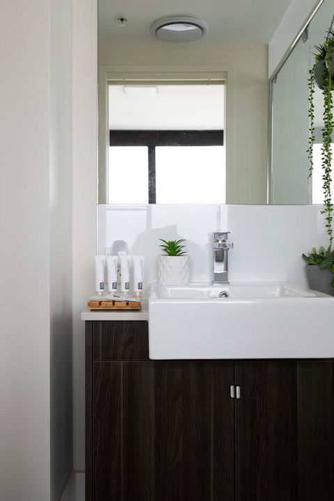 Sunset Retreat Mooloolaba - Accommodation Gladstone 5