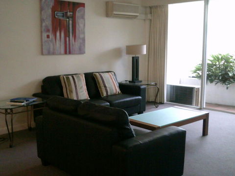 The Phoenician Resort - Accommodation Gladstone 18