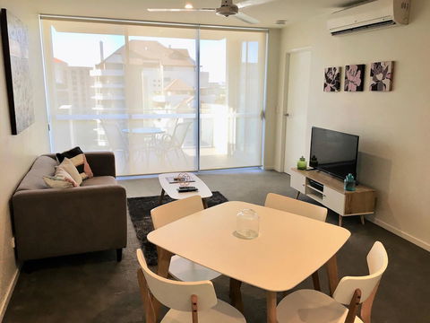 Mowbray East Apartments - Accommodation Gladstone 15
