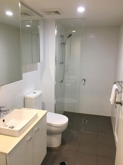 Mowbray East Apartments - Accommodation Gladstone 17