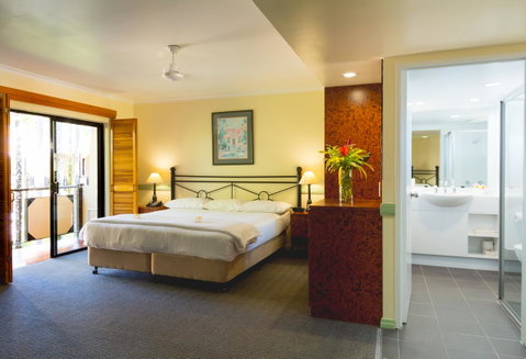 Palm Royale Cairns - Accommodation Gladstone 25