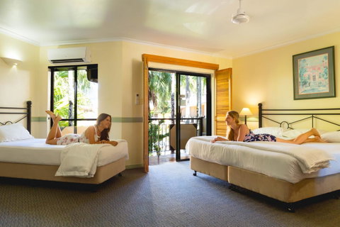 Palm Royale Cairns - Accommodation Gladstone 22