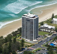 Golden Sands on the Beach - Accommodation Gladstone