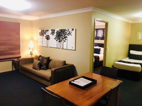 Ambassador On Ruthven - Accommodation Gladstone 39