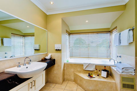 Ambassador On Ruthven - Accommodation Gladstone 21