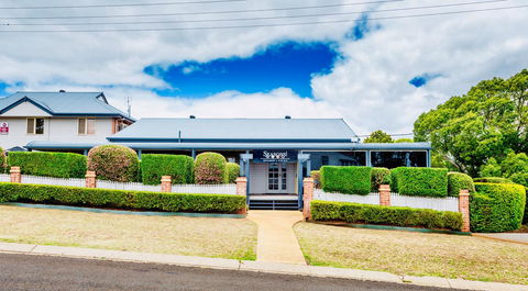 Ambassador On Ruthven - Accommodation Gladstone 33