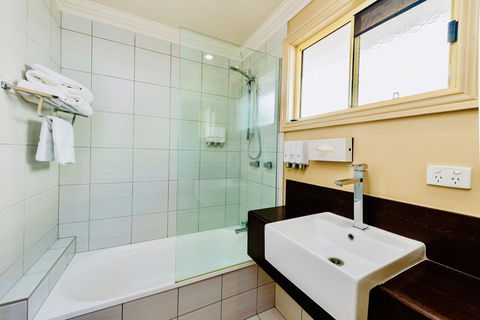 Ambassador On Ruthven - Accommodation Gladstone 29