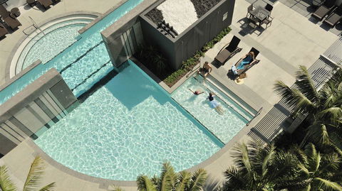 Luxury 3 Bedroom In Heart Of Broadbeach - Accommodation Gladstone 15
