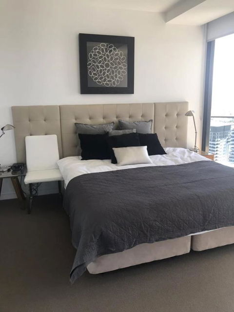 Luxury 3 Bedroom In Heart Of Broadbeach - Accommodation Gladstone 19