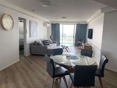Ocean Plaza Resort - Accommodation Gladstone 1