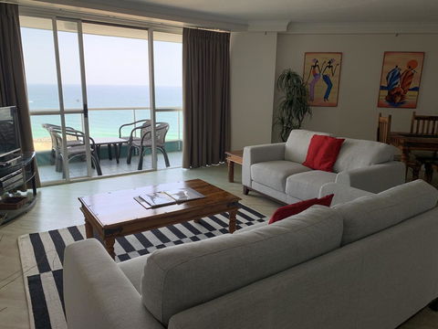 Ocean Plaza Resort - Accommodation Gladstone 4