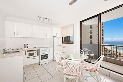 Surfers International Apartments - Accommodation Gladstone 21