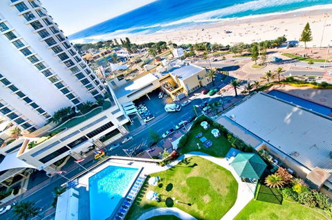 Surfers International Apartments - Accommodation Gladstone 5