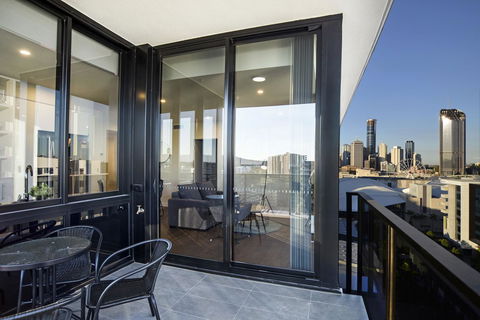 Atlas Apartments By CLLIX - Accommodation Gladstone 8