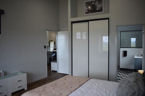 Ironbark House - Accommodation Gladstone 23