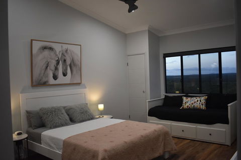 Ironbark House - Accommodation Gladstone 1