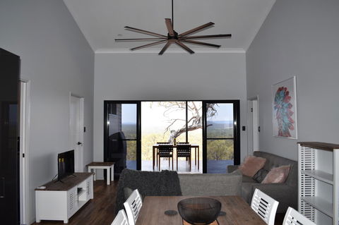 Ironbark House - Accommodation Gladstone 30