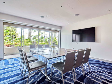 Novotel Cairns Oasis Resort - Accommodation Gladstone 44