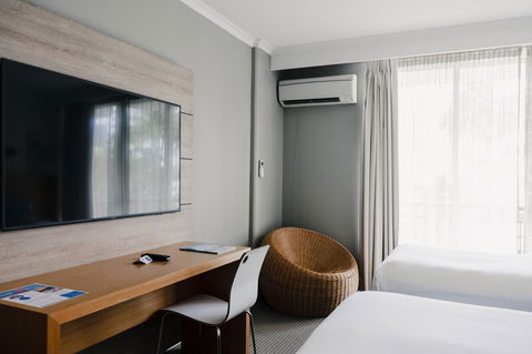 Novotel Cairns Oasis Resort - Accommodation Gladstone 26