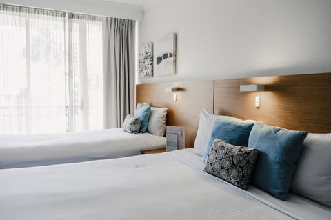 Novotel Cairns Oasis Resort - Accommodation Gladstone 23
