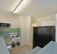 Lychee Tree Holiday Apartments - Accommodation Gladstone