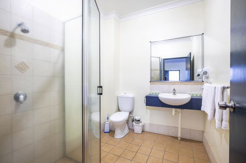 Nightcap At Atherton Hotel - Accommodation Gladstone 3