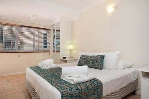 The Newport On Macrossan - Adults Only - Accommodation Gladstone 6