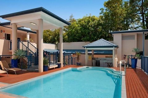The Newport On Macrossan - Adults Only - Accommodation Gladstone 0