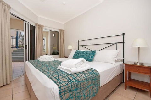 The Newport On Macrossan - Adults Only - Accommodation Gladstone 8