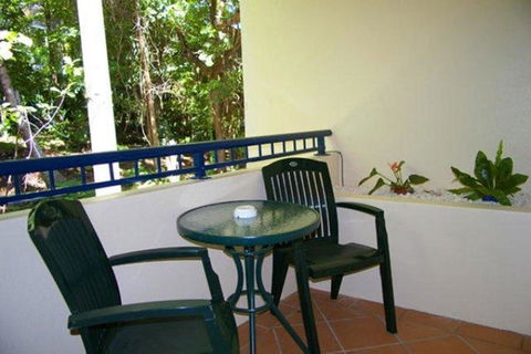 The Newport On Macrossan - Adults Only - Accommodation Gladstone 5