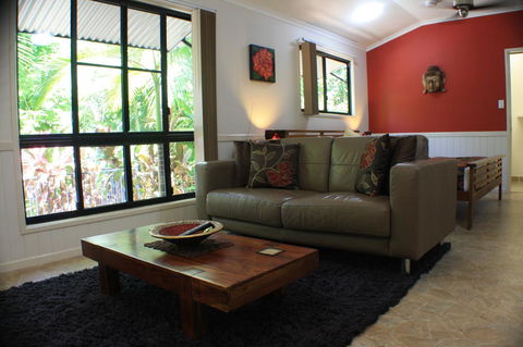 Boutique Bungalows - Accommodation Gladstone 34
