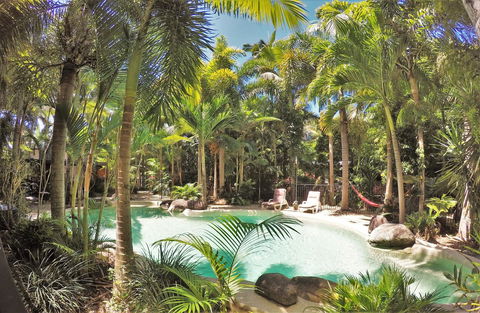Boutique Bungalows - Accommodation Gladstone 0