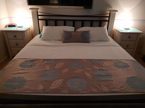 Boutique Bungalows - Accommodation Gladstone 6