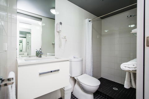 George Williams Hotel - Accommodation Gladstone 43