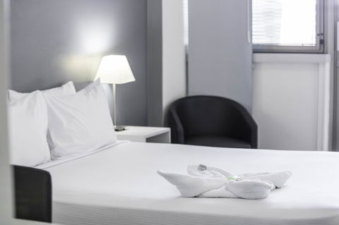 George Williams Hotel - Accommodation Gladstone 13