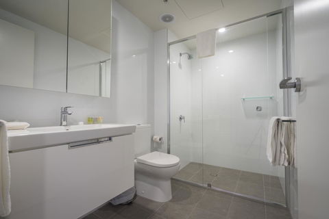 Arena Apartments By CLLIX - Accommodation Gladstone 34
