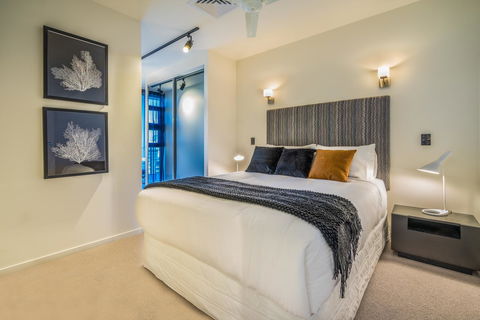 Arena Apartments By CLLIX - Accommodation Gladstone 11