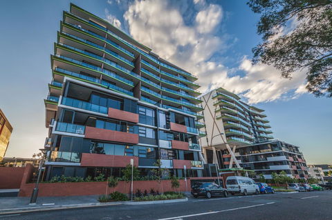 Arena Apartments By CLLIX - Accommodation Gladstone 5