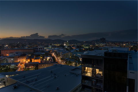Arena Apartments By CLLIX - Accommodation Gladstone 25