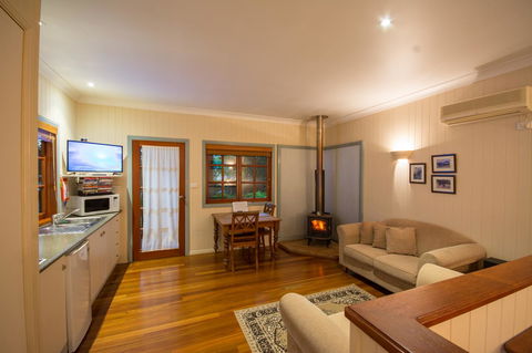 Allumbah Pocket Cottages - Accommodation Gladstone 11