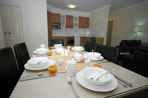 La Vida On Anzac - Accommodation Gladstone 6
