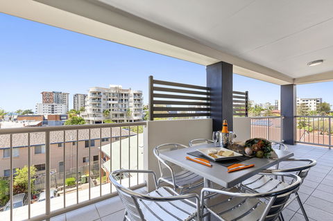 La Vida On Anzac - Accommodation Gladstone 33